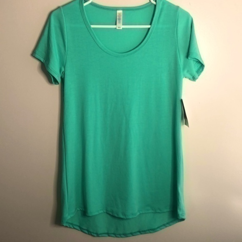 Lularoe Classic T shirt green XXS NWT